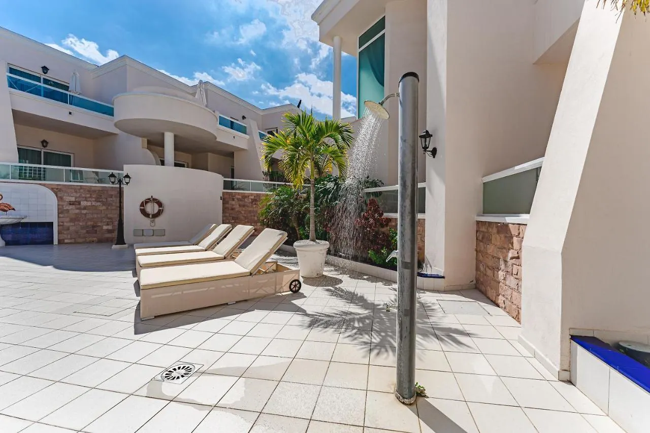 אדחה Flamingo Suites Boutique Hotel