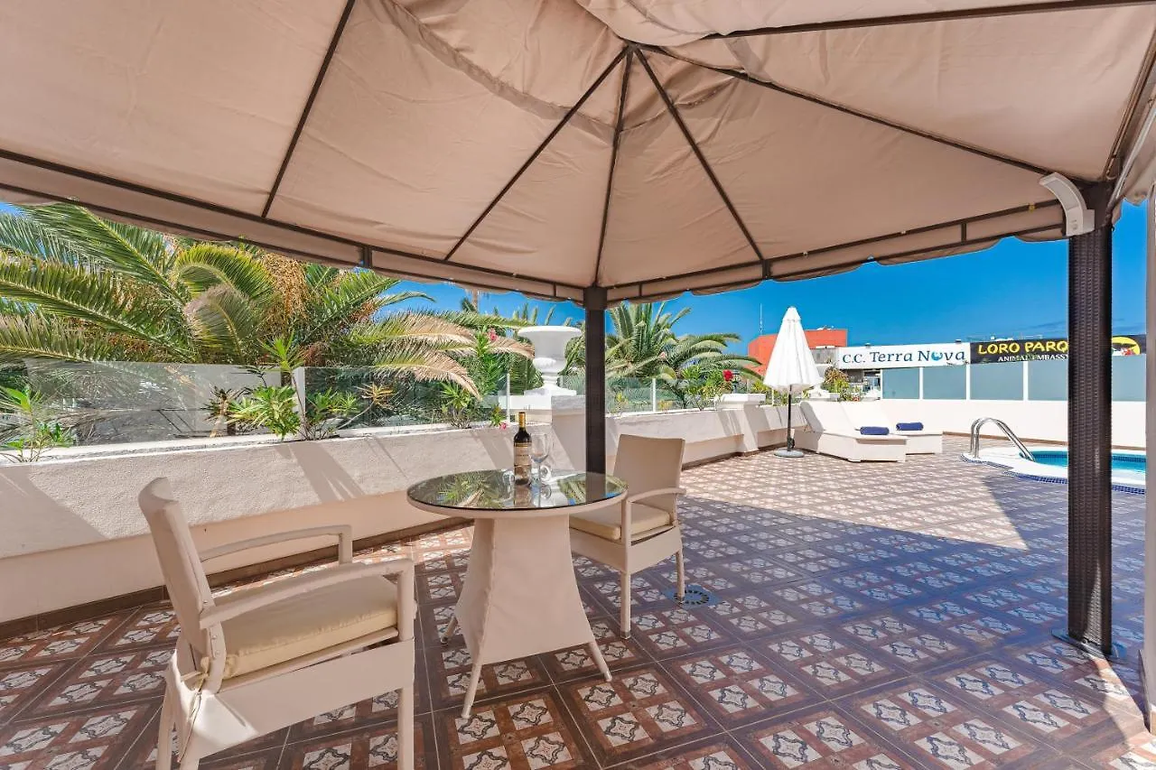 אדחה Flamingo Suites Boutique Hotel