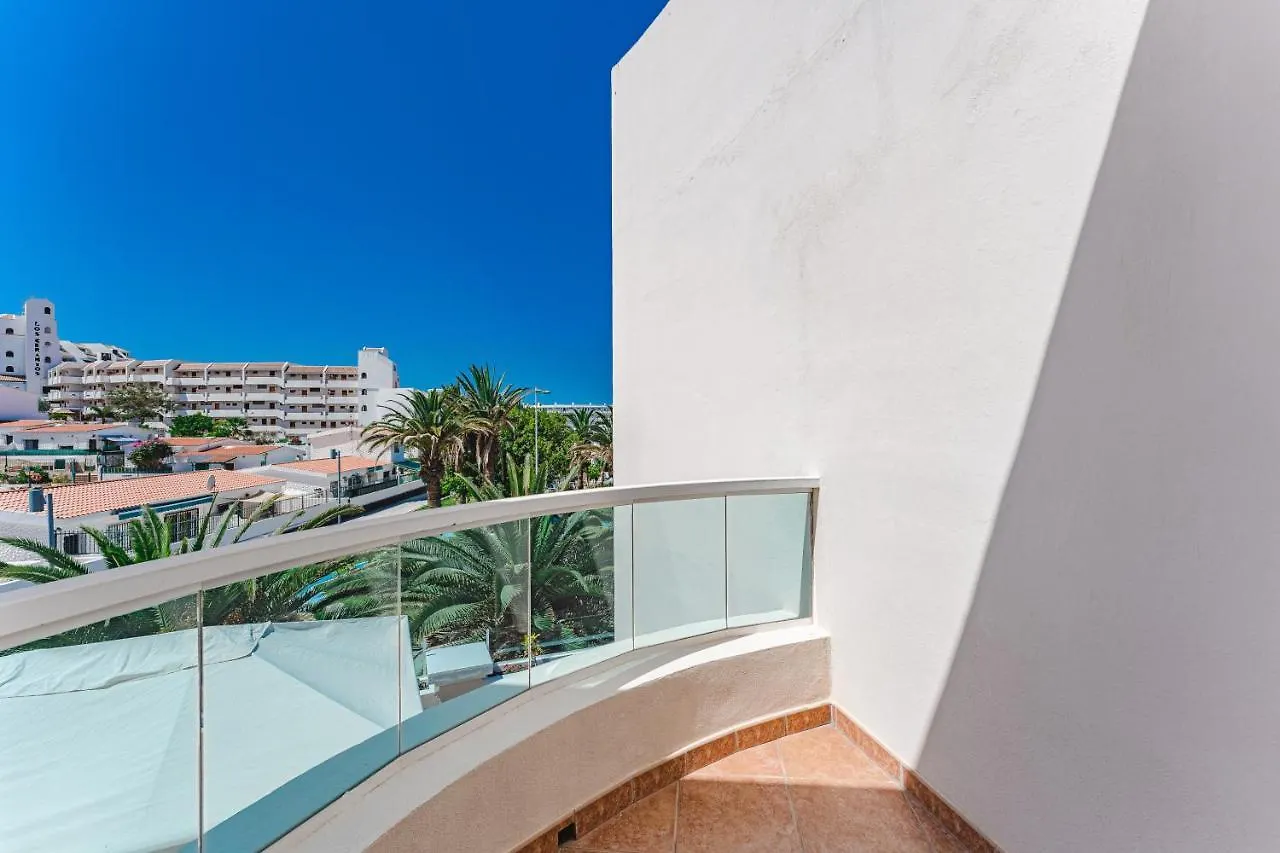 אדחה Flamingo Suites Boutique Hotel