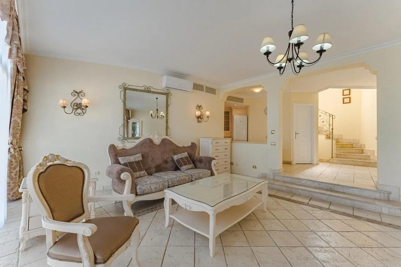 אדחה Flamingo Suites Boutique Hotel