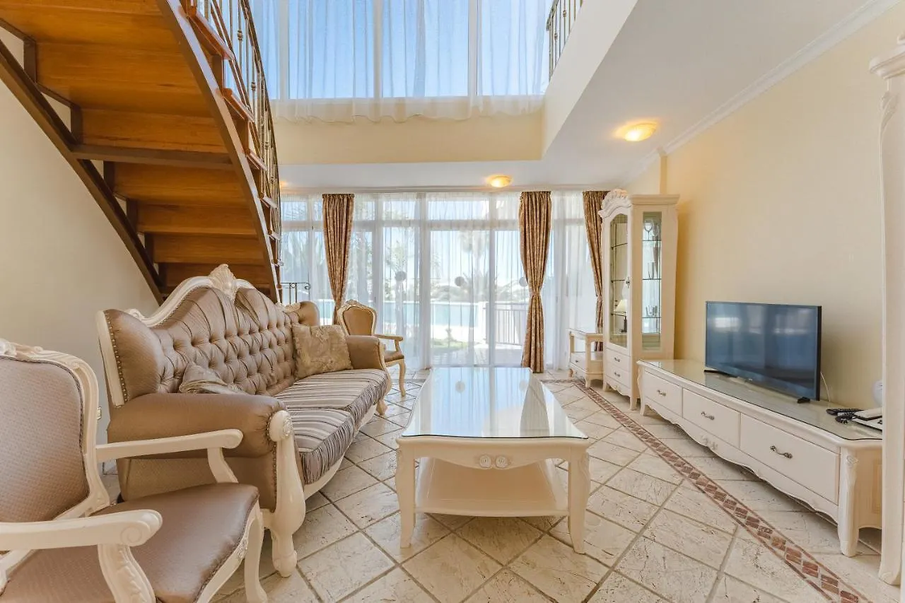 אדחה Flamingo Suites Boutique Hotel 4*,  ספרד