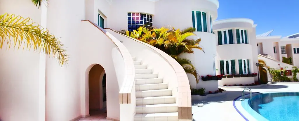 אדחה Flamingo Suites Boutique Hotel